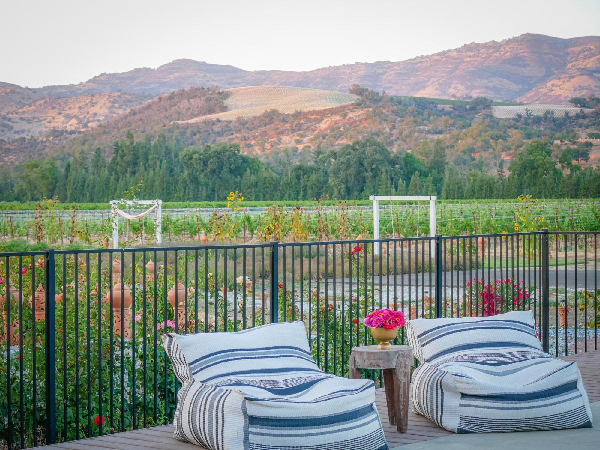 Bann At Oak Knoll Napa Bed & Breakfast ภายนอก รูปภาพ